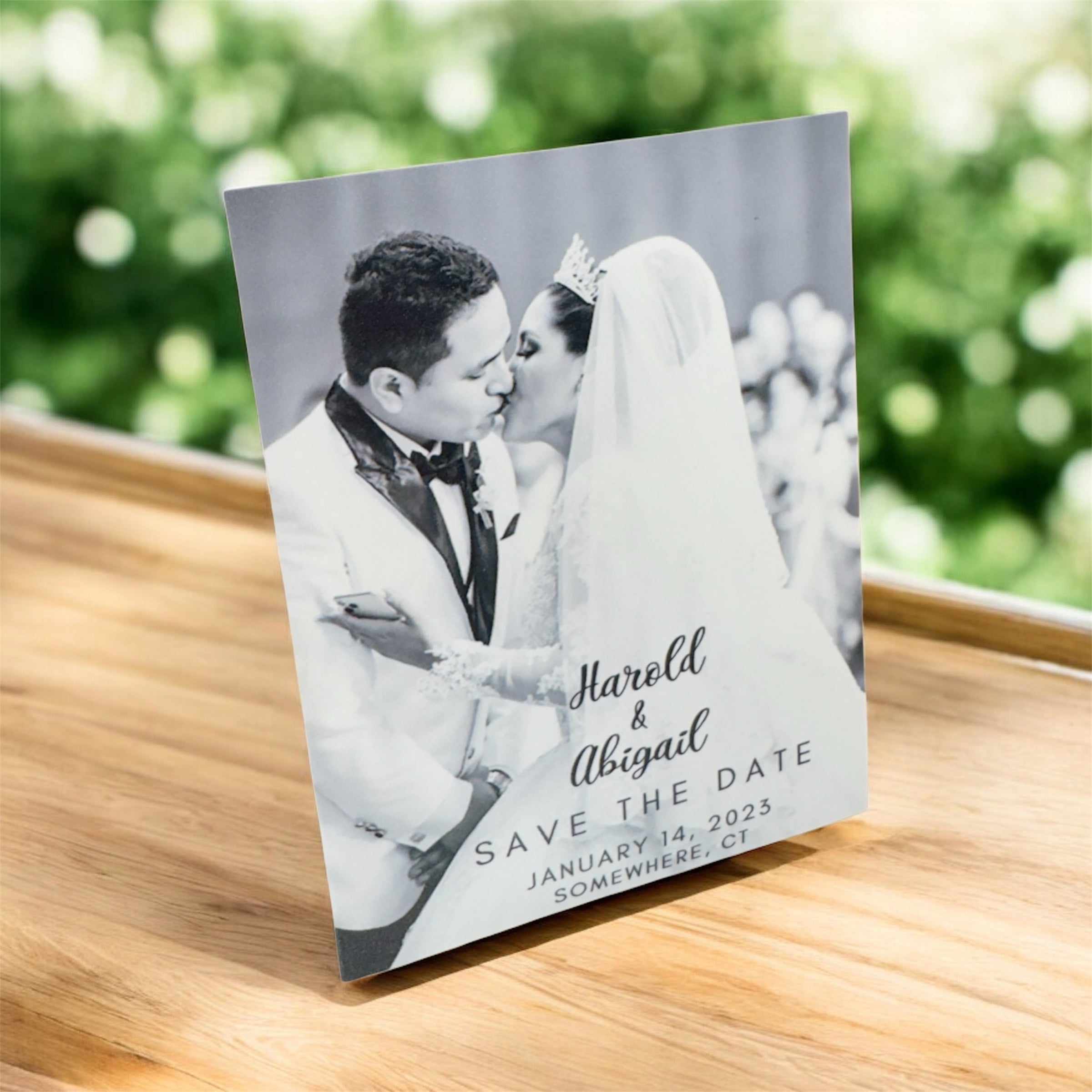SAVE THE DATE – Personalized Magnets to Announce Your Wedding